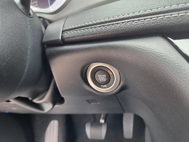 New 2027 Chrysler Pacifica Select FWD image 26