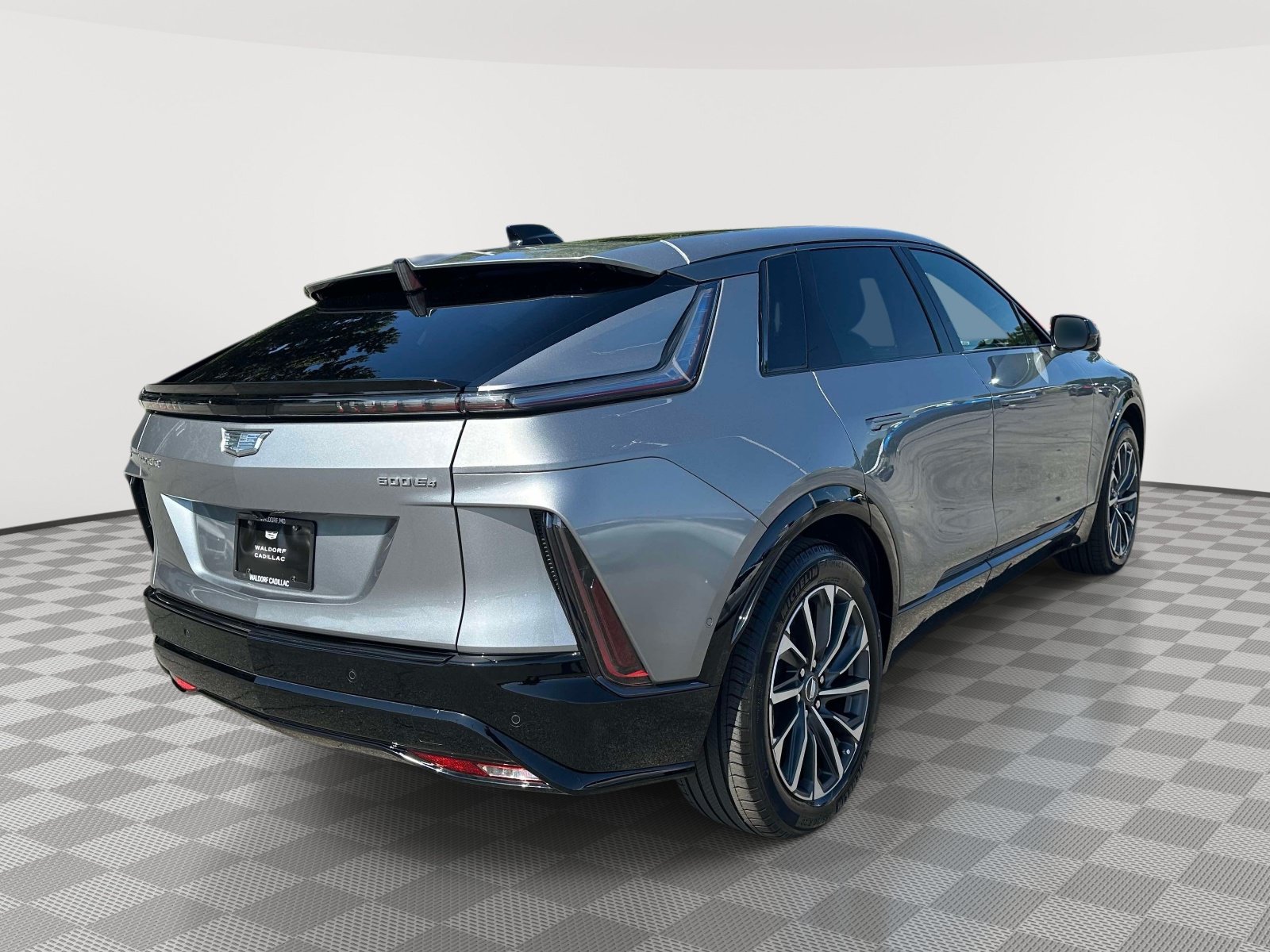 Certified 2024 Cadillac Lyriq Sport w/ LPO, Floor Liner Package AWD/4WD image 6