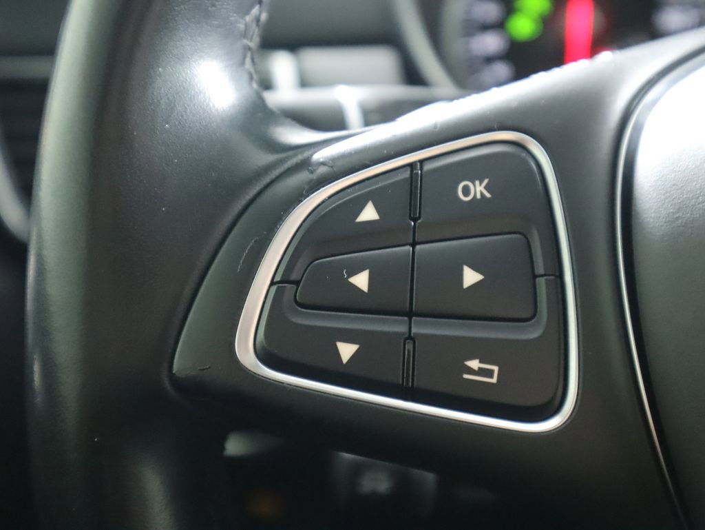 Used 2018 Mercedes-Benz GLS 550 4MATIC image 11