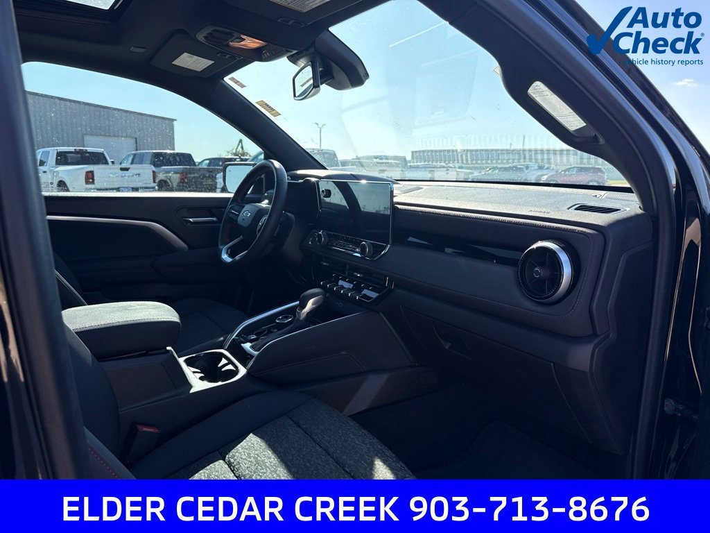 Used 2024 Chevrolet Colorado Z71 w/ Z71 Convenience Package 2 AWD/4WD image 23