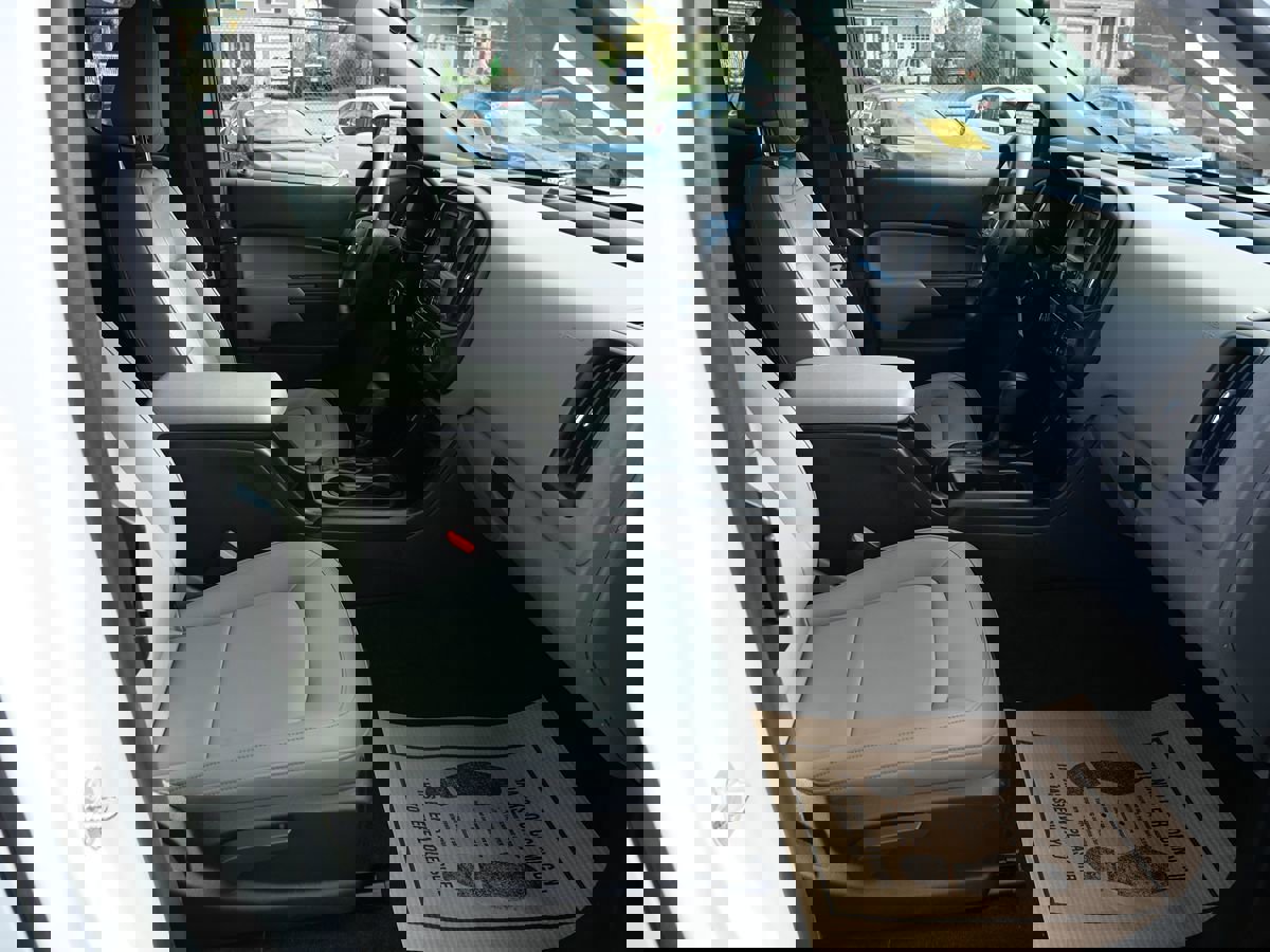 Used 2016 GMC Canyon W/T image 22