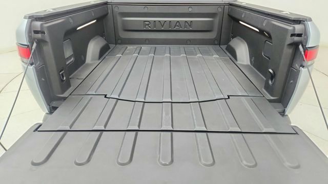 Used 2023 Rivian R1T Adventure image 14