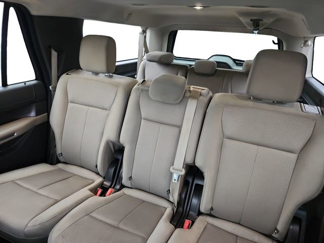 Used 2019 Ford Expedition Max XLT image 16