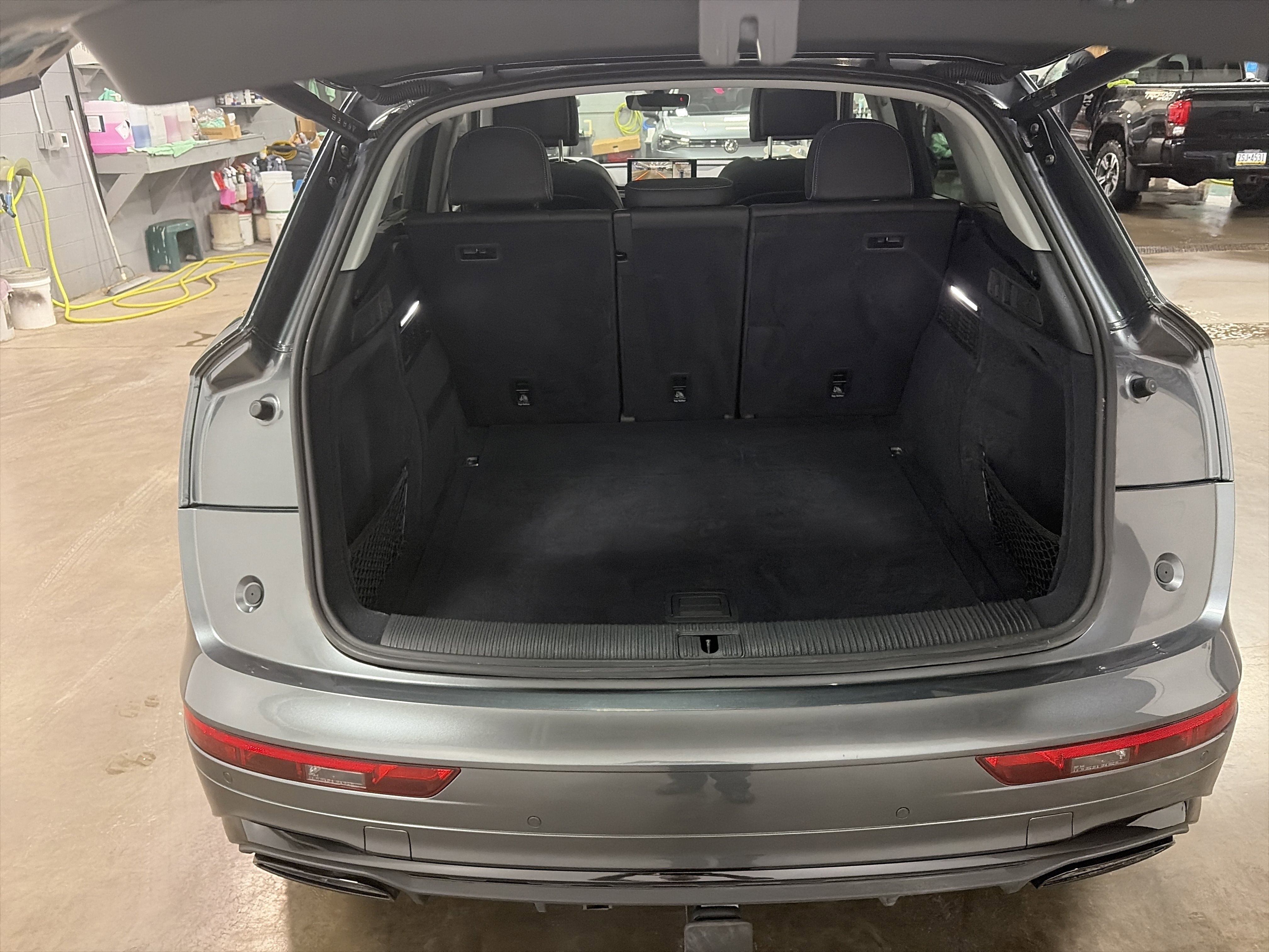 Used 2023 Audi Q5 2.0T Prestige w/ Prestige Package image 29