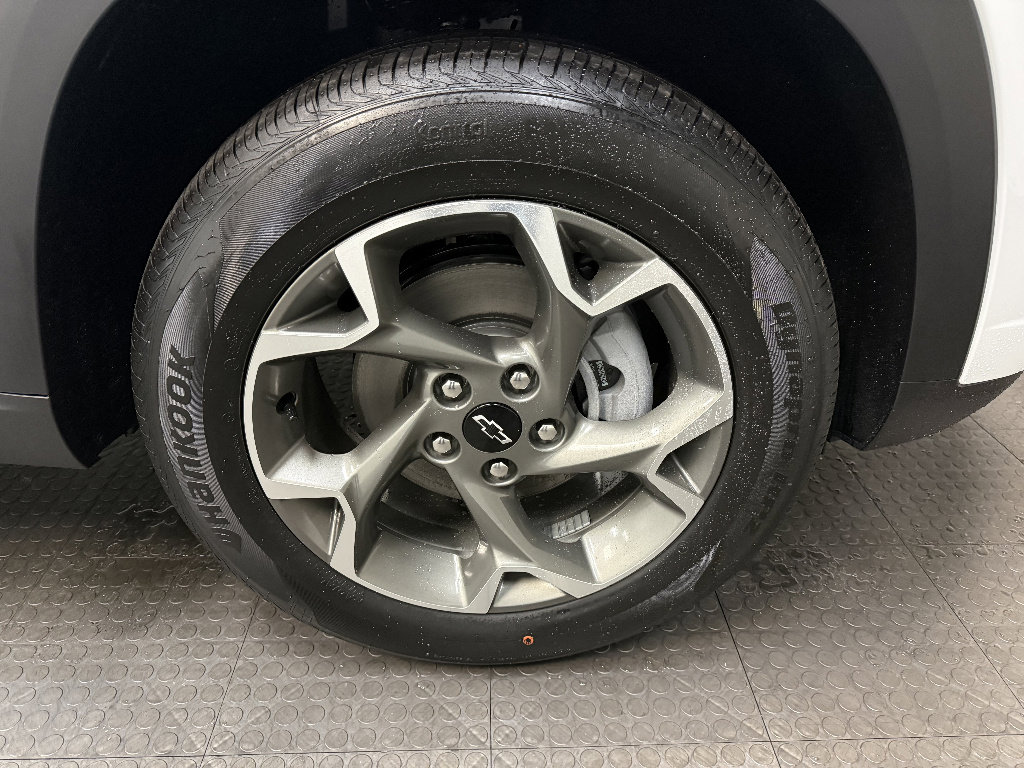 New 2026 Chevrolet Trax LT w/ LT Convenience Package image 13
