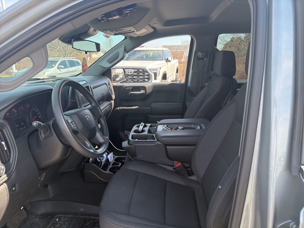 Used 2025 Chevrolet Silverado 1500 Custom Trail Boss image 9