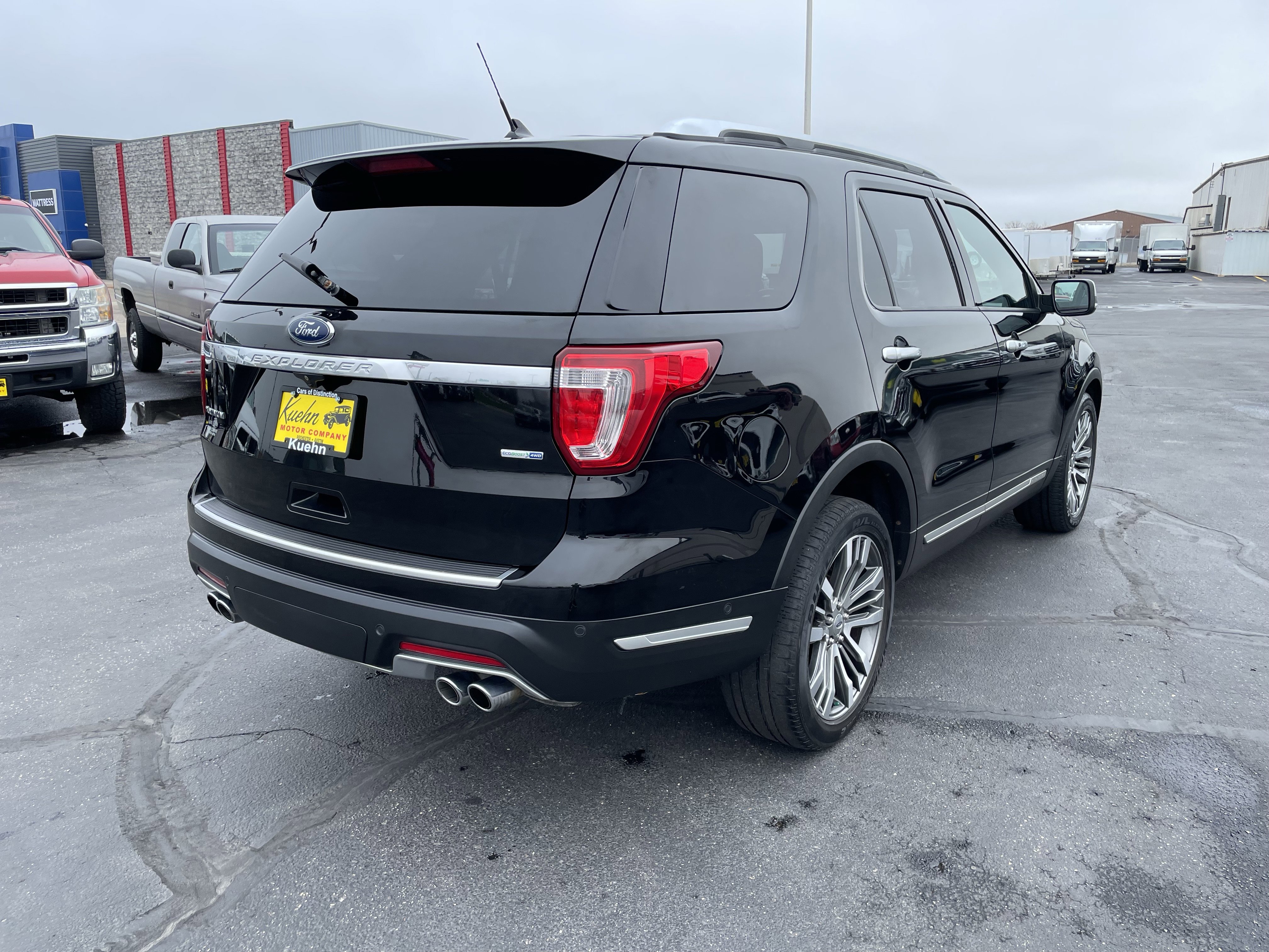 Used 2018 Ford Explorer Platinum AWD/4WD image 8
