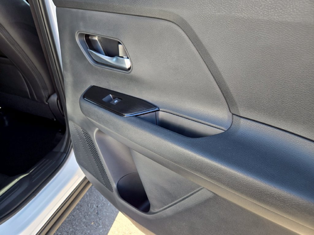New 2027 Nissan Kicks SR AWD/4WD image 21