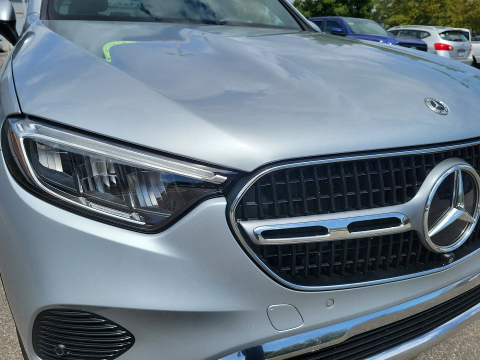 Used 2023 Mercedes-Benz GLC 300 4MATIC image 24