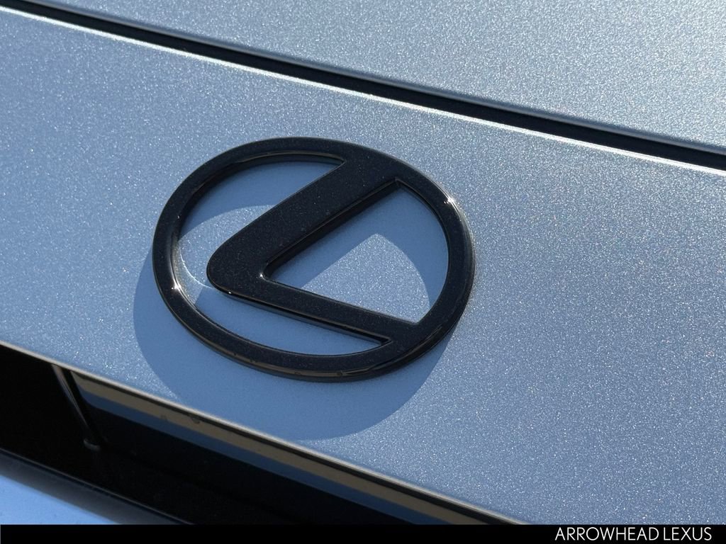 New 2026 Lexus TX 500h AWD image 10