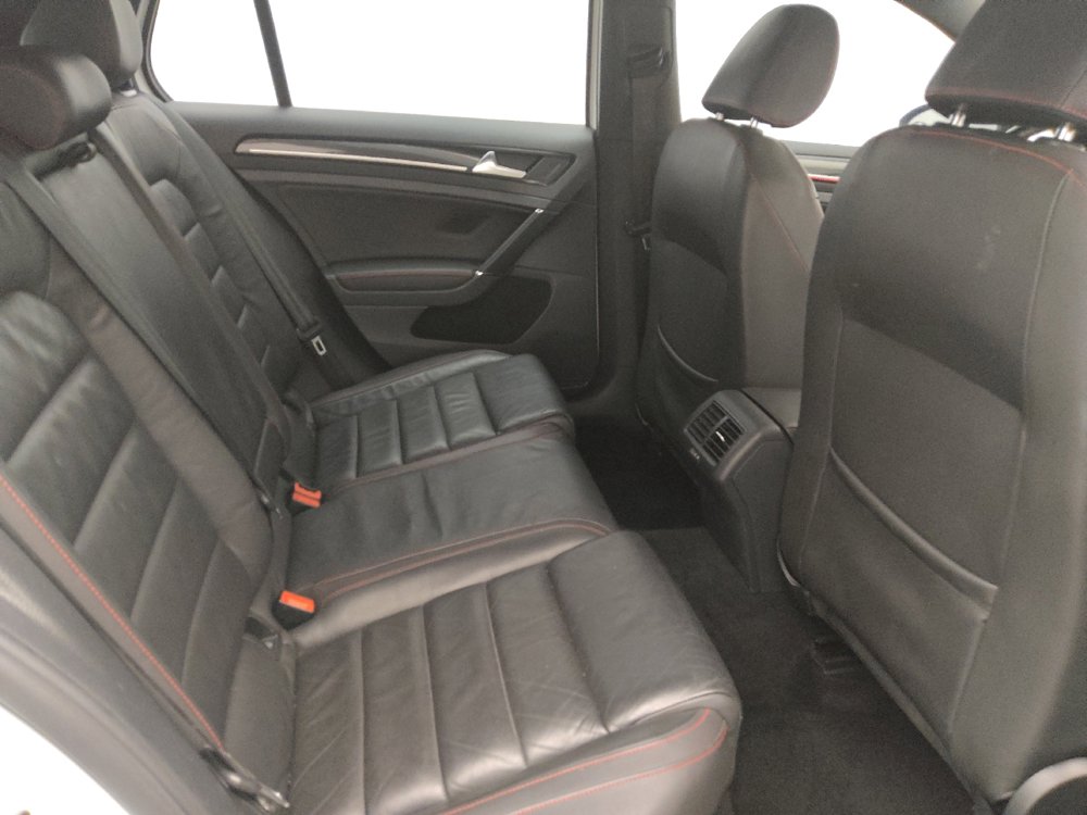 Used 2015 Volkswagen GTI SE FWD image 19