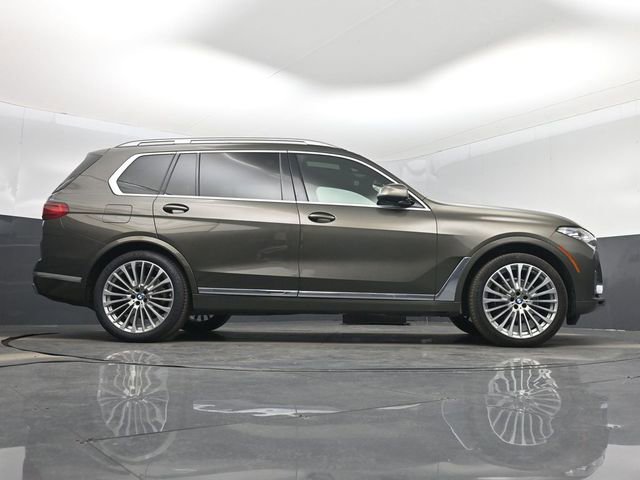 Used 2021 BMW X7 xDrive40i w/ Premium Package image 16