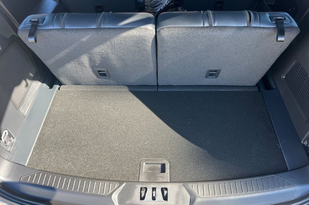 New 2026 Ford Explorer ST w/ Sun And Sound Package image 14
