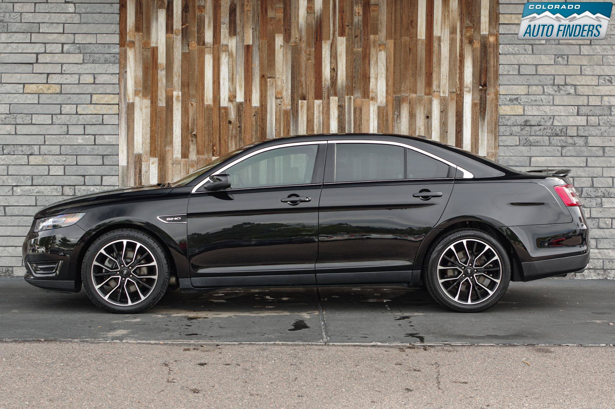 Used 2018 Ford Taurus SHO w/ Driver Assist Package AWD/4WD image 3