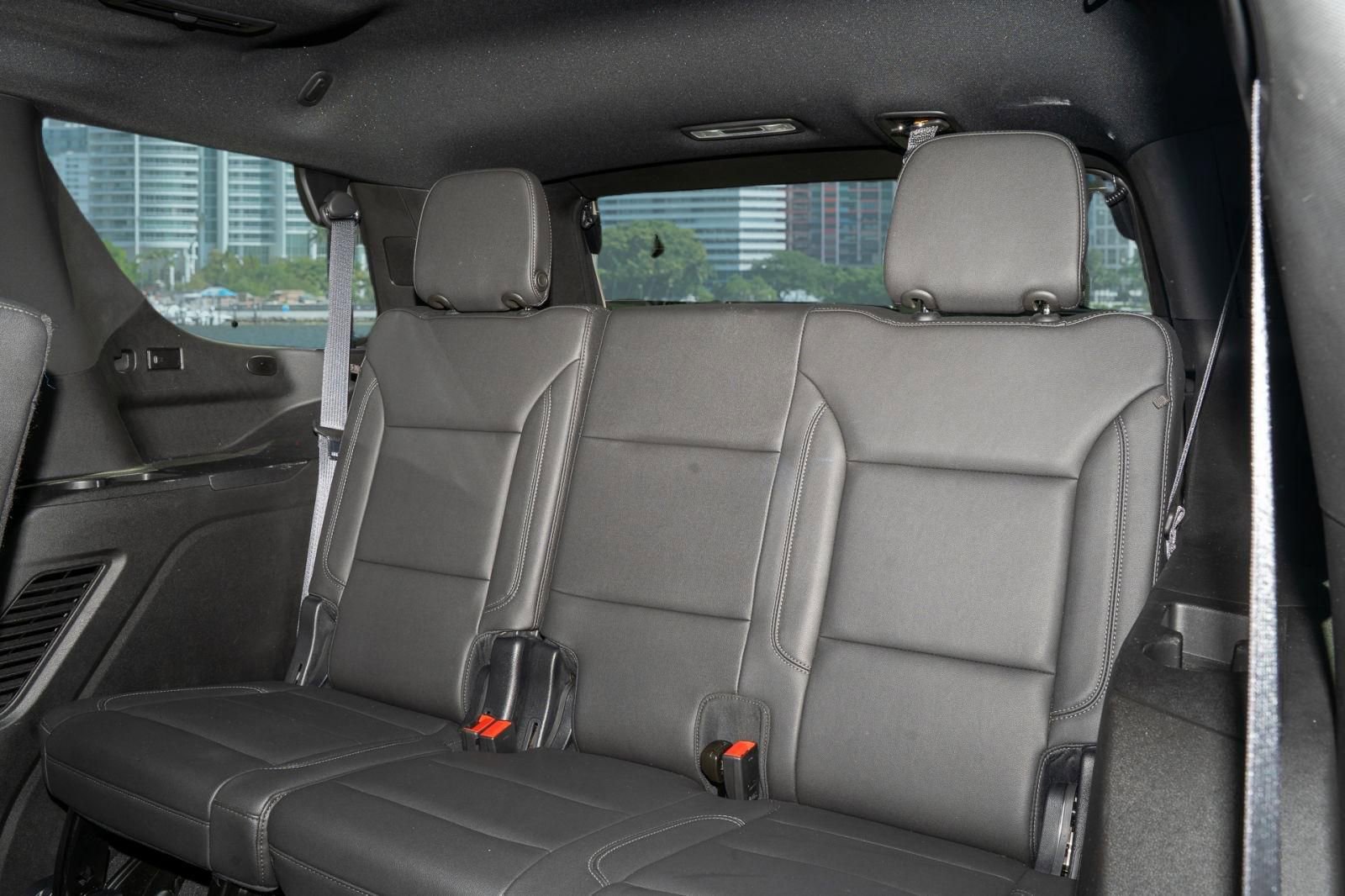 Used 2023 Chevrolet Tahoe LT w/ Luxury Package image 19