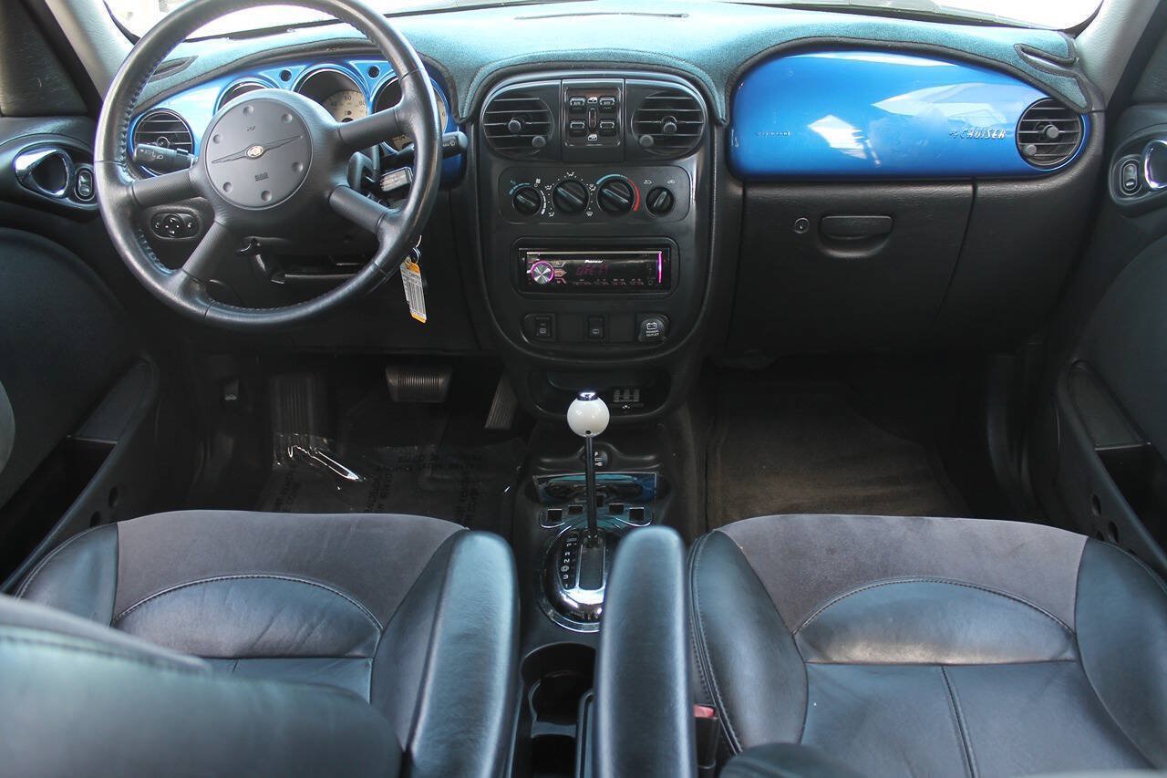 Used 2004 Chrysler PT Cruiser Limited FWD image 34