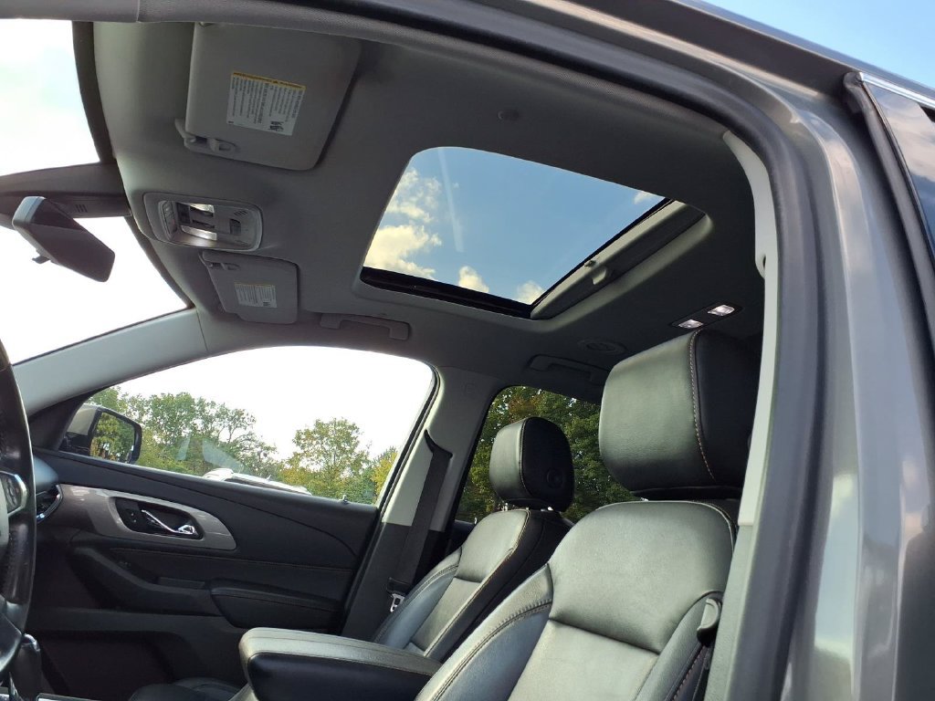 Used 2019 Chevrolet Traverse LT w/ LT Premium Package FWD image 24