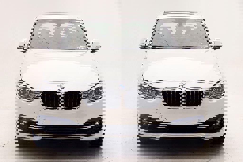 Used 2016 BMW 328i xDrive Sedan image 4