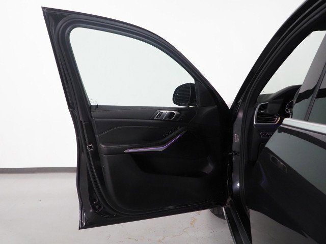 Used 2019 BMW X5 xDrive40i w/ Premium Package 2 image 60