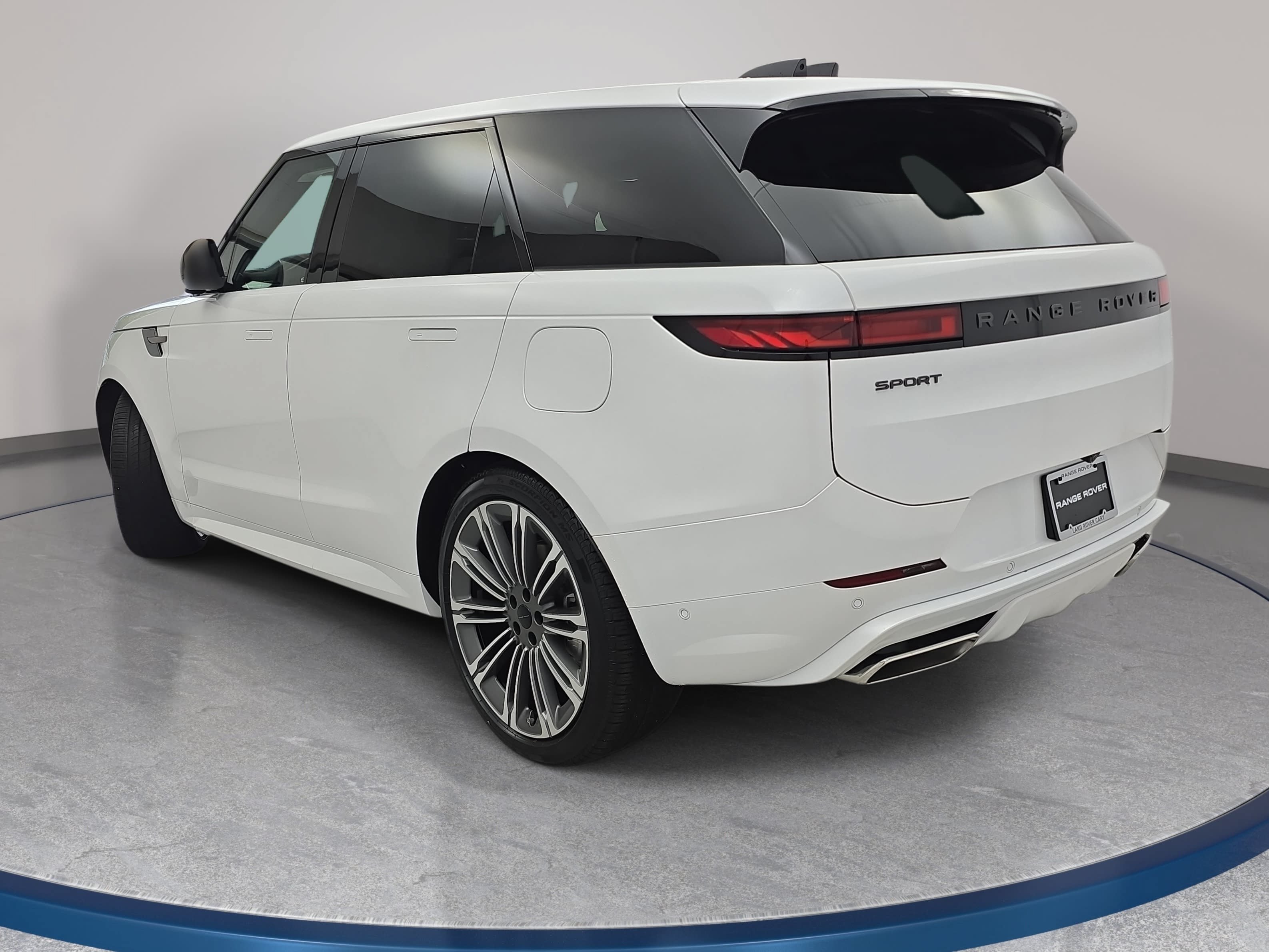 New 2026 Land Rover Range Rover Sport Dynamic SE AWD/4WD image 7