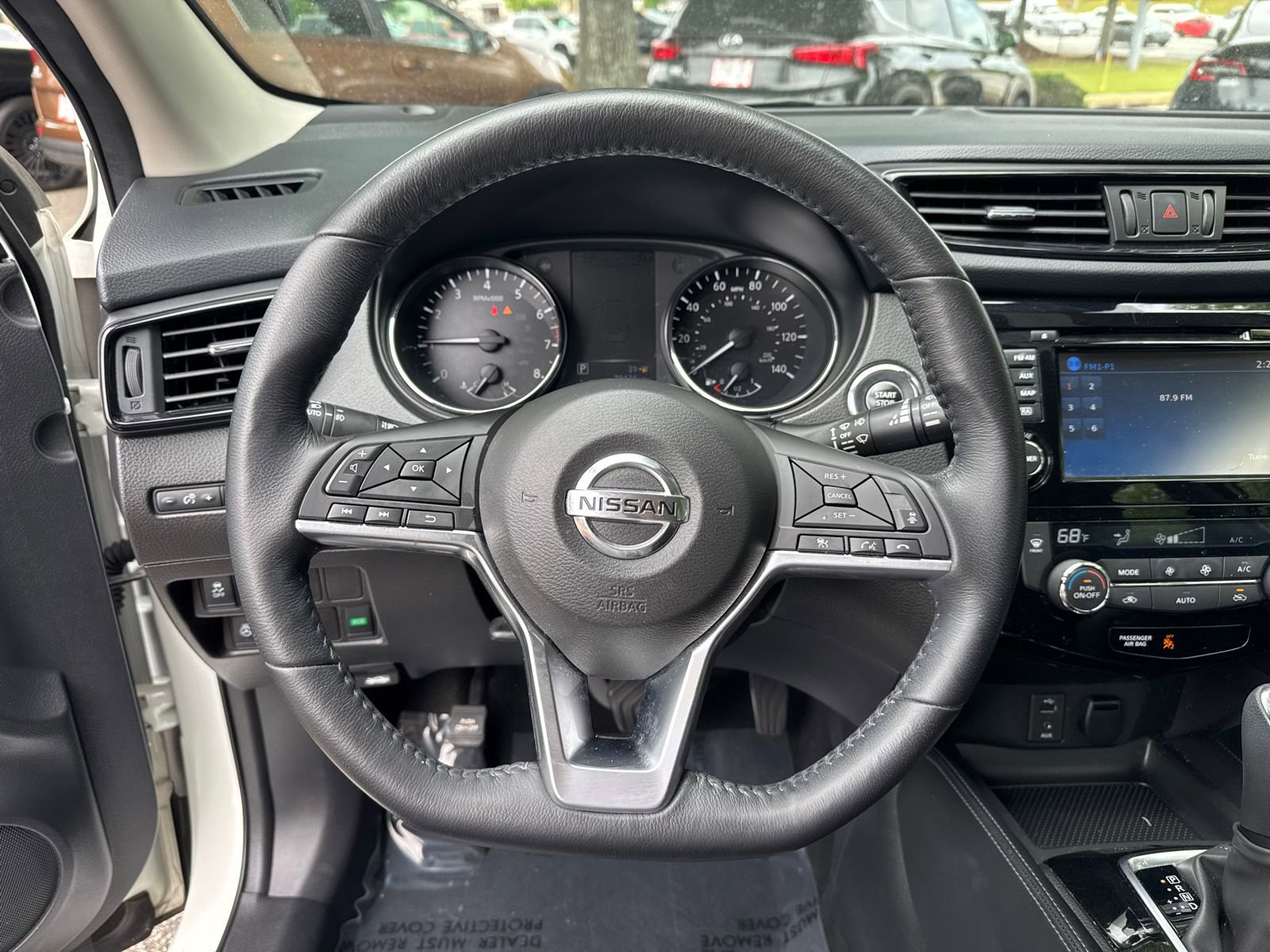 Used 2017 Nissan Rogue Sport SL w/ SL Premium Package FWD image 22