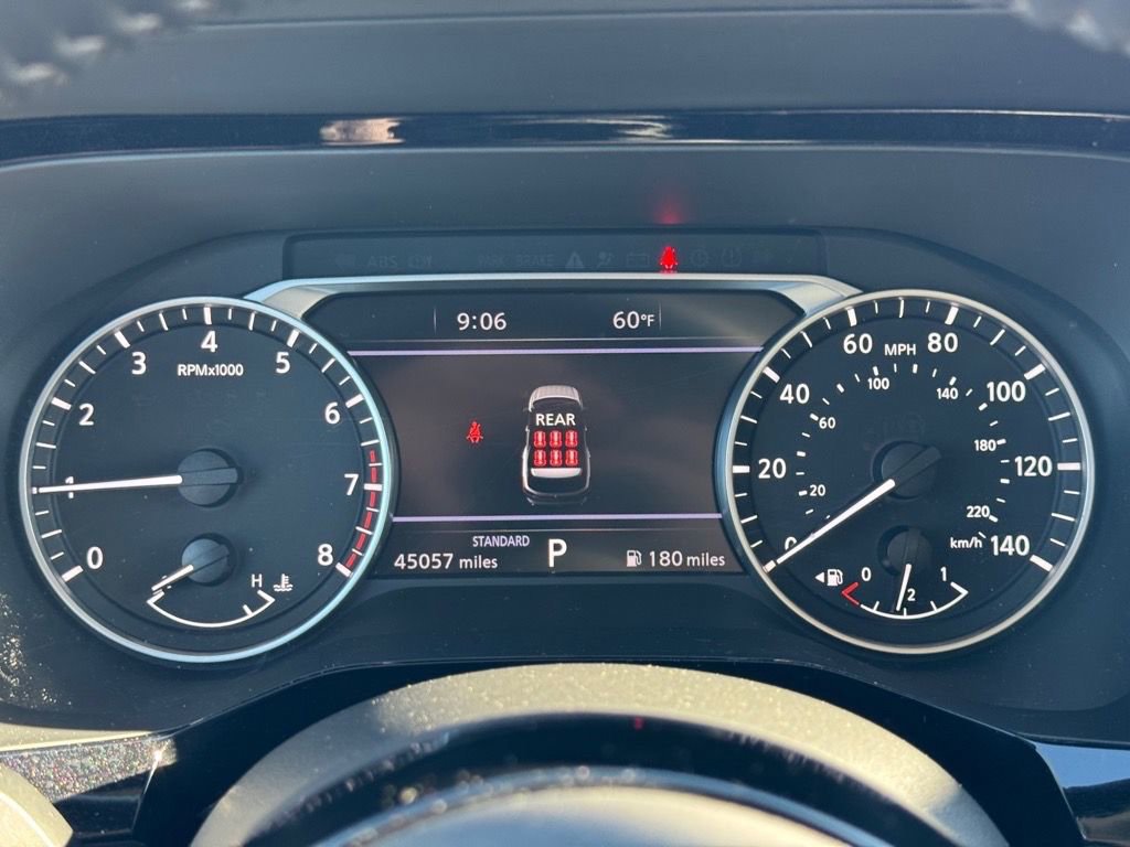 Certified 2025 Nissan Pathfinder SL image 19