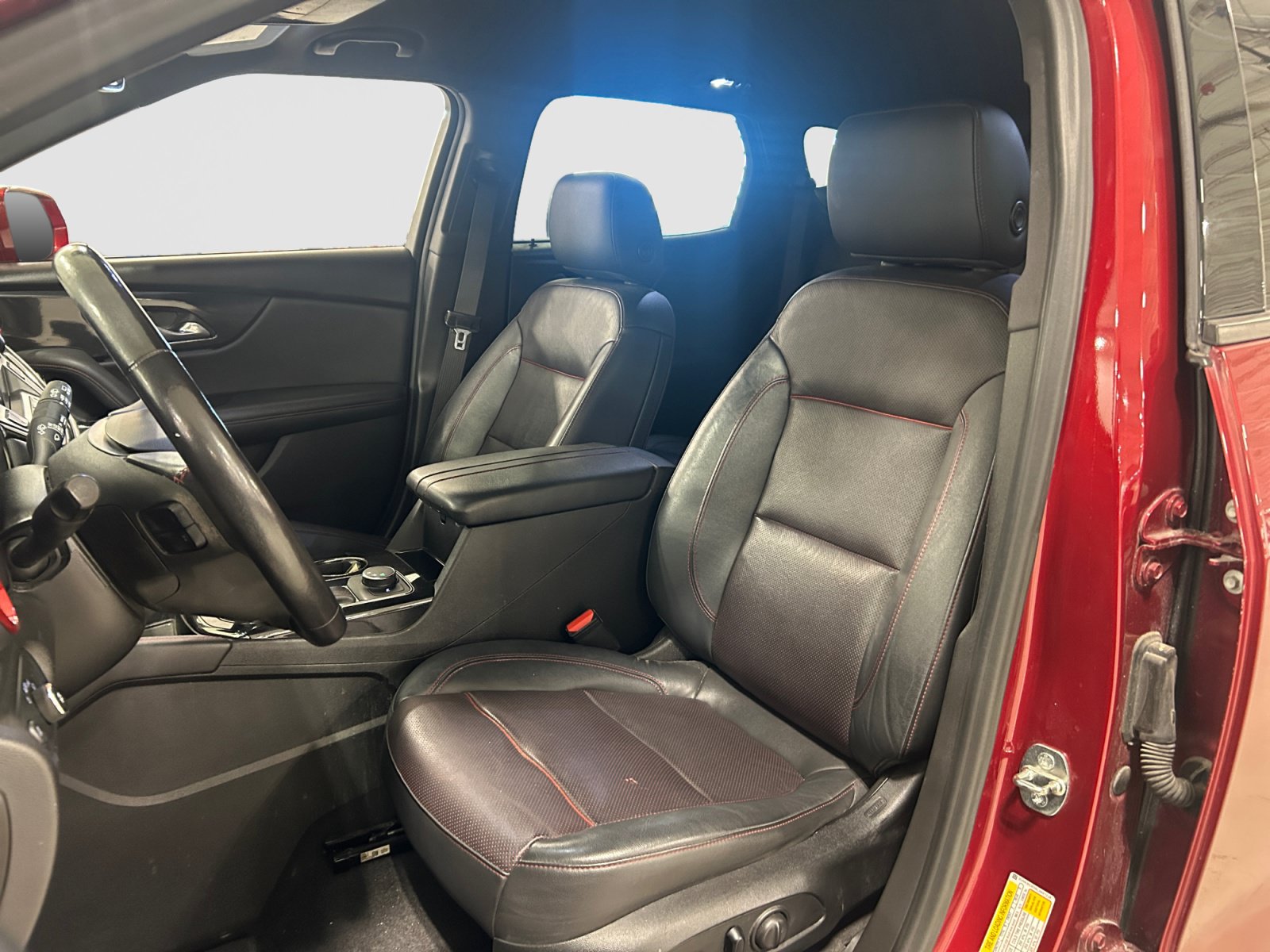Used 2020 Chevrolet Blazer RS w/ LPO, Floor Liner Package FWD image 11