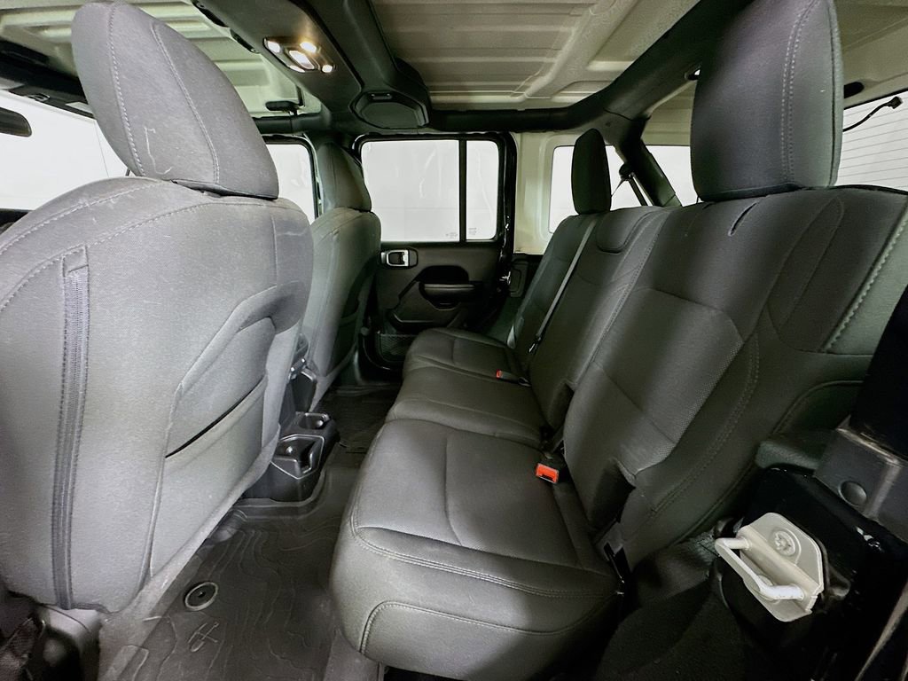 Used 2023 Jeep Wrangler Unlimited Sport image 14