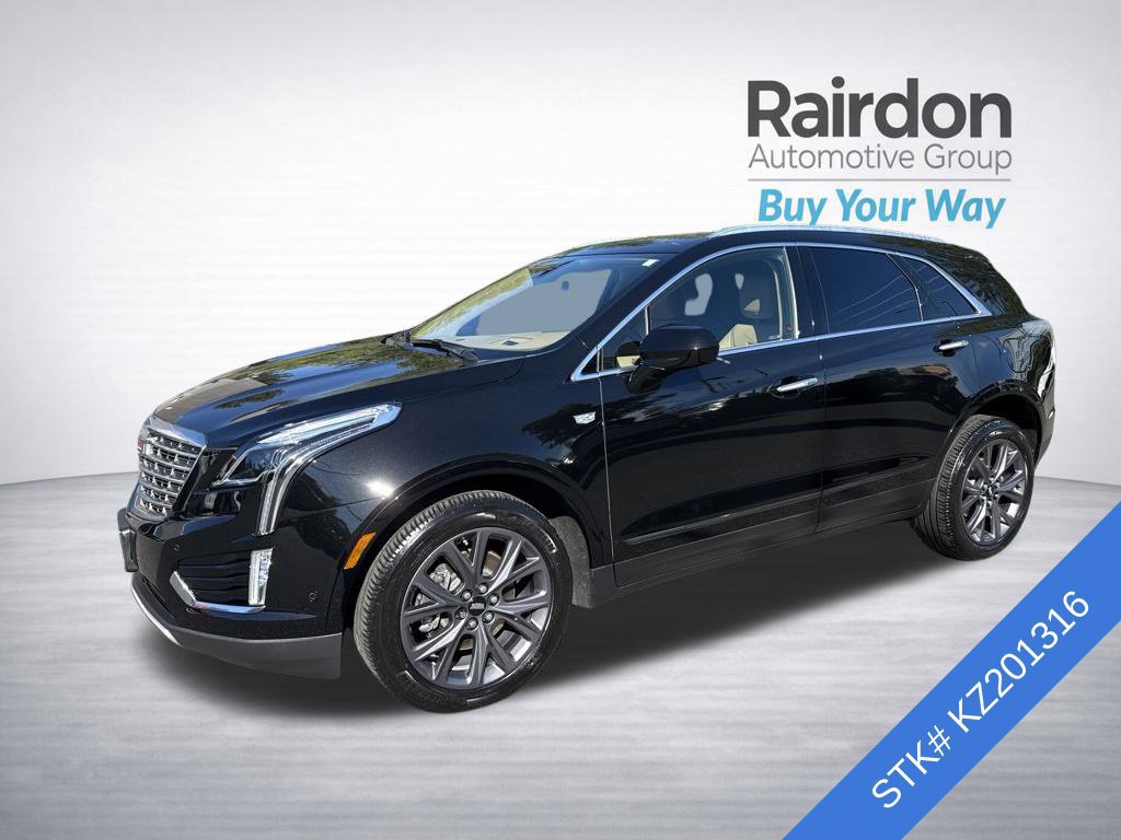 Used 2019 Cadillac XT5 Platinum w/ Trailering Package AWD/4WD image 3