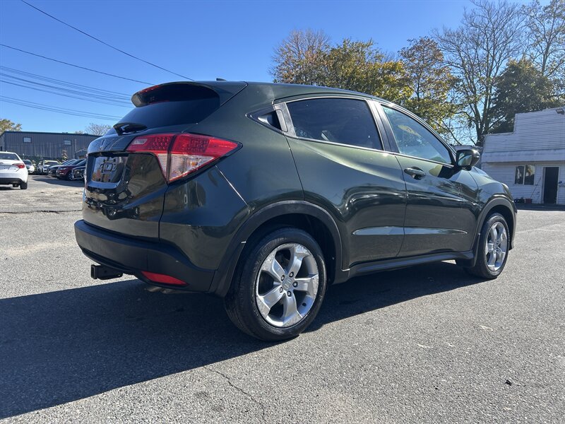 Used 2016 Honda HR-V EX image 4
