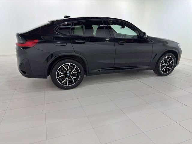Certified 2023 BMW X4 xDrive30i w/ M Sport Package image 6