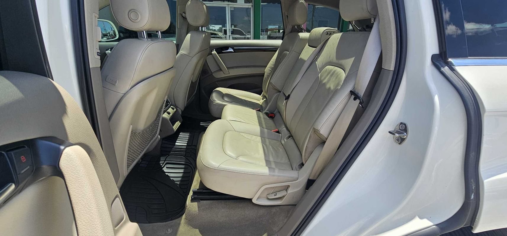 Used 2009 Audi Q7 3.6 Premium AWD/4WD image 25