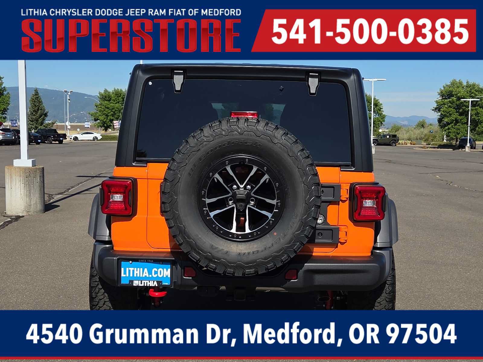 New 2026 Jeep Wrangler Unlimited Rubicon w/ Xtreme 35 Tire Package AWD/4WD image 13