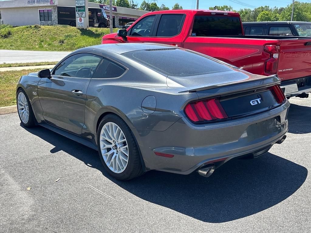 Used 2017 Ford Mustang GT RWD image 11