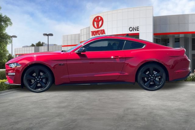 Used 2021 Ford Mustang GT Premium w/ Black Accent Package RWD image 8
