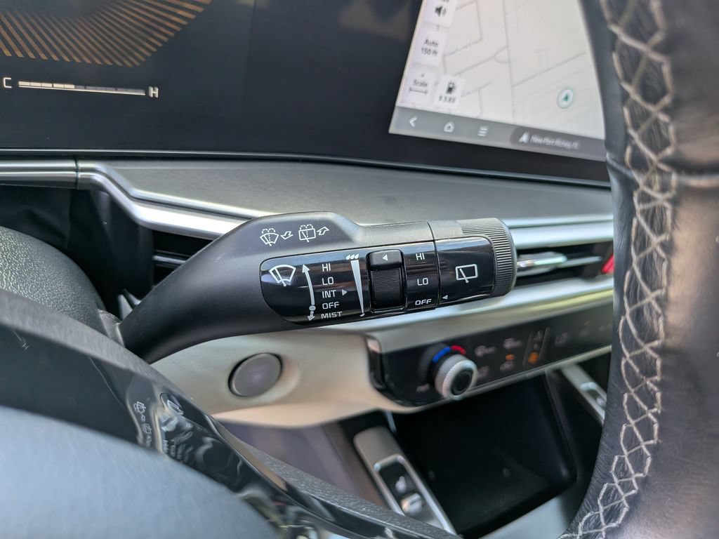 Certified 2025 Kia Sorento S w/ Panoramic Sunroof Package FWD image 34