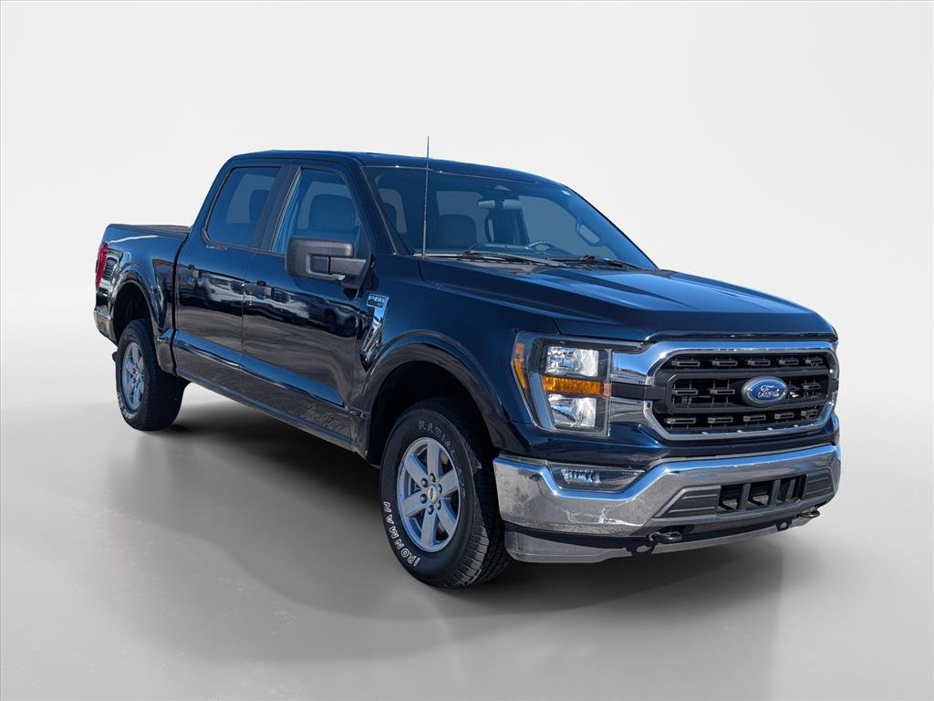 Used 2023 Ford F150 XLT image 2