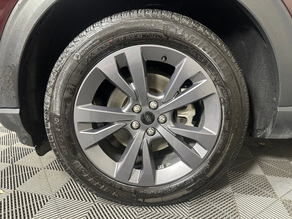 Used 2023 Ford Explorer XLT w/ Equipment Group 202A image 14