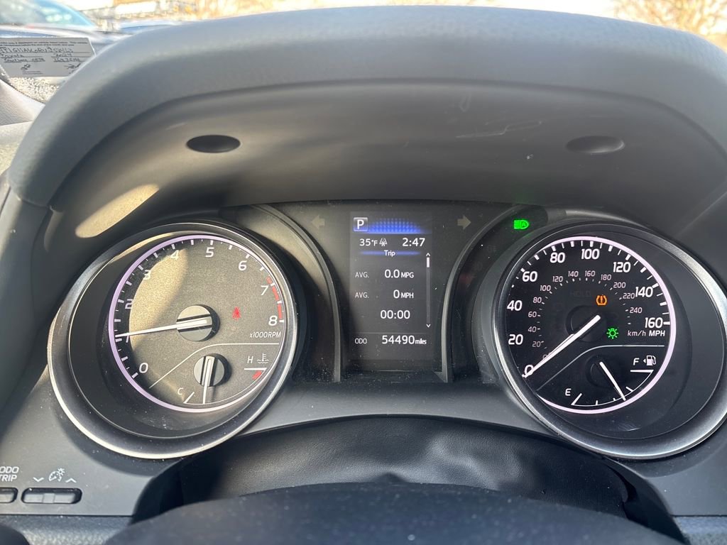 Used 2024 Toyota Camry SE image 13