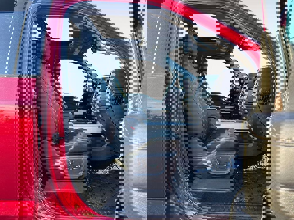 Used 2019 Ford F350 Lariat AWD/4WD image 10