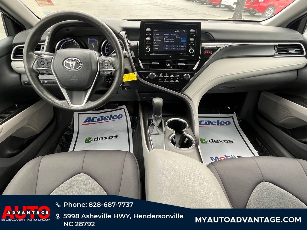 Used 2021 Toyota Camry LE FWD image 9