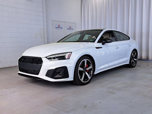 Used 2022 Audi A5 2.0T Premium Plus image 2