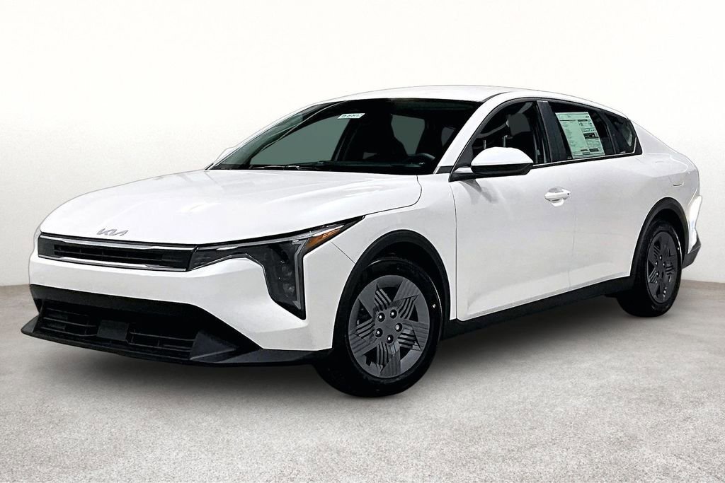 New 2026 Kia K4 FWD image 2