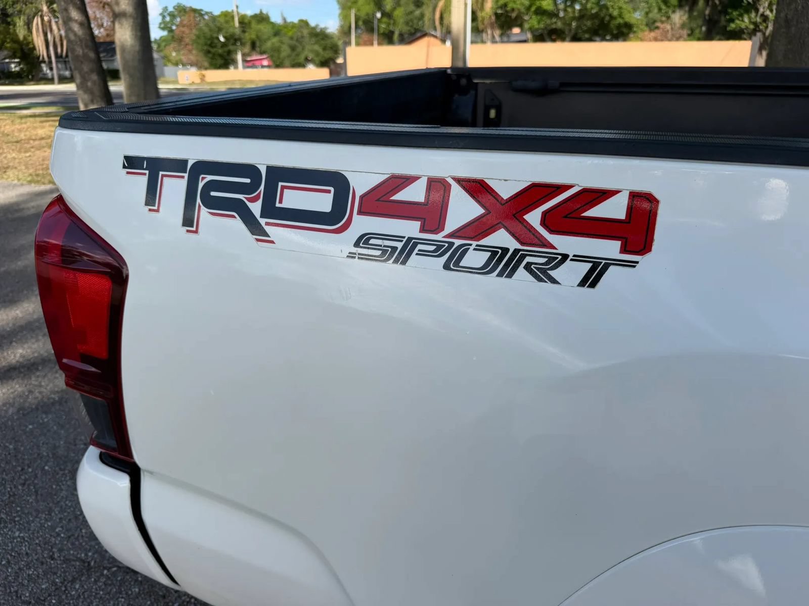 Used 2019 Toyota Tacoma TRD Sport w/ Technology Package AWD/4WD image 27