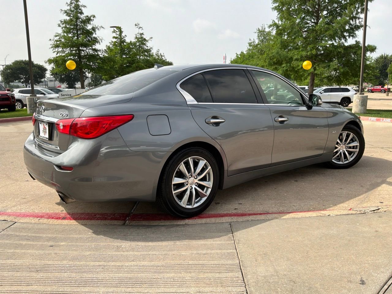 Used 2016 INFINITI Q50 3.0t Premium w/ 3.0T Premium Plus Package RWD image 6