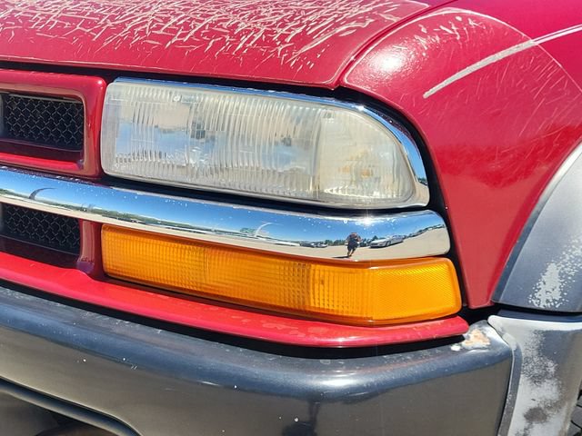 Used 2001 Chevrolet Blazer LS w/ Preferred Equipment Group AWD/4WD image 8