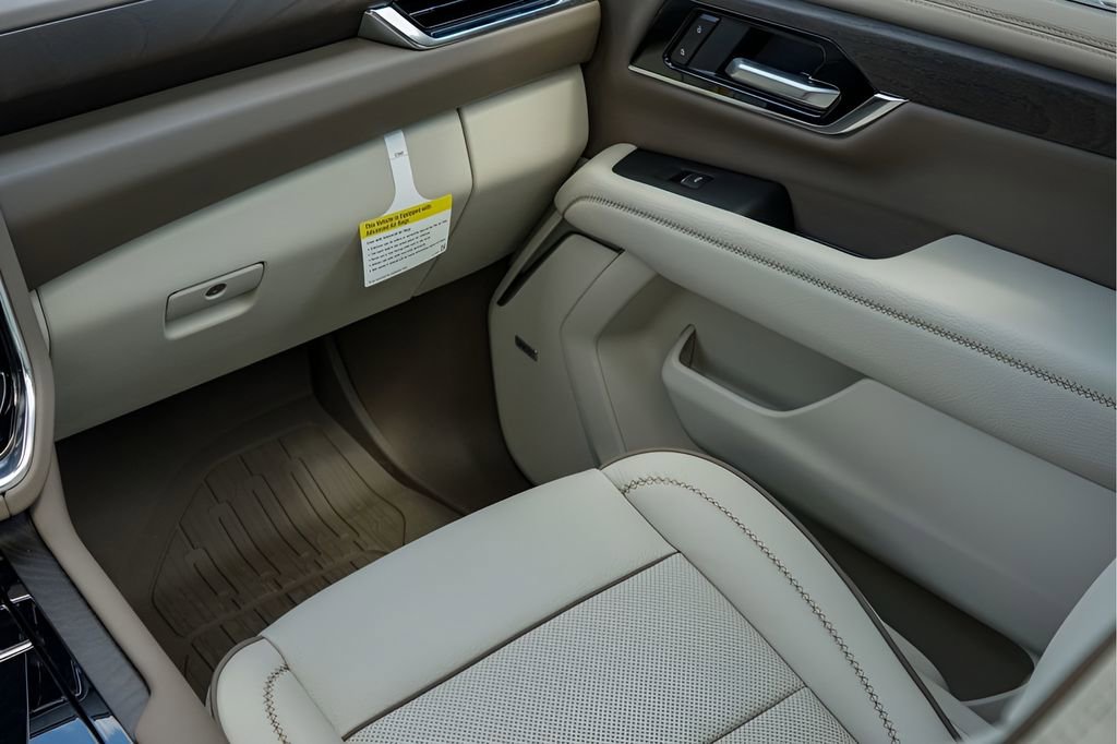 New 2026 GMC Yukon Denali w/ Denali Reserve Package image 25