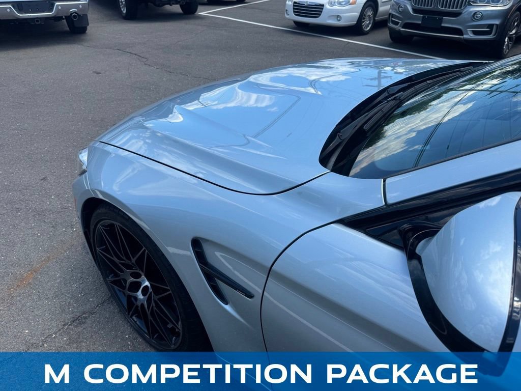 Used 2018 BMW M4 Coupe RWD image 9