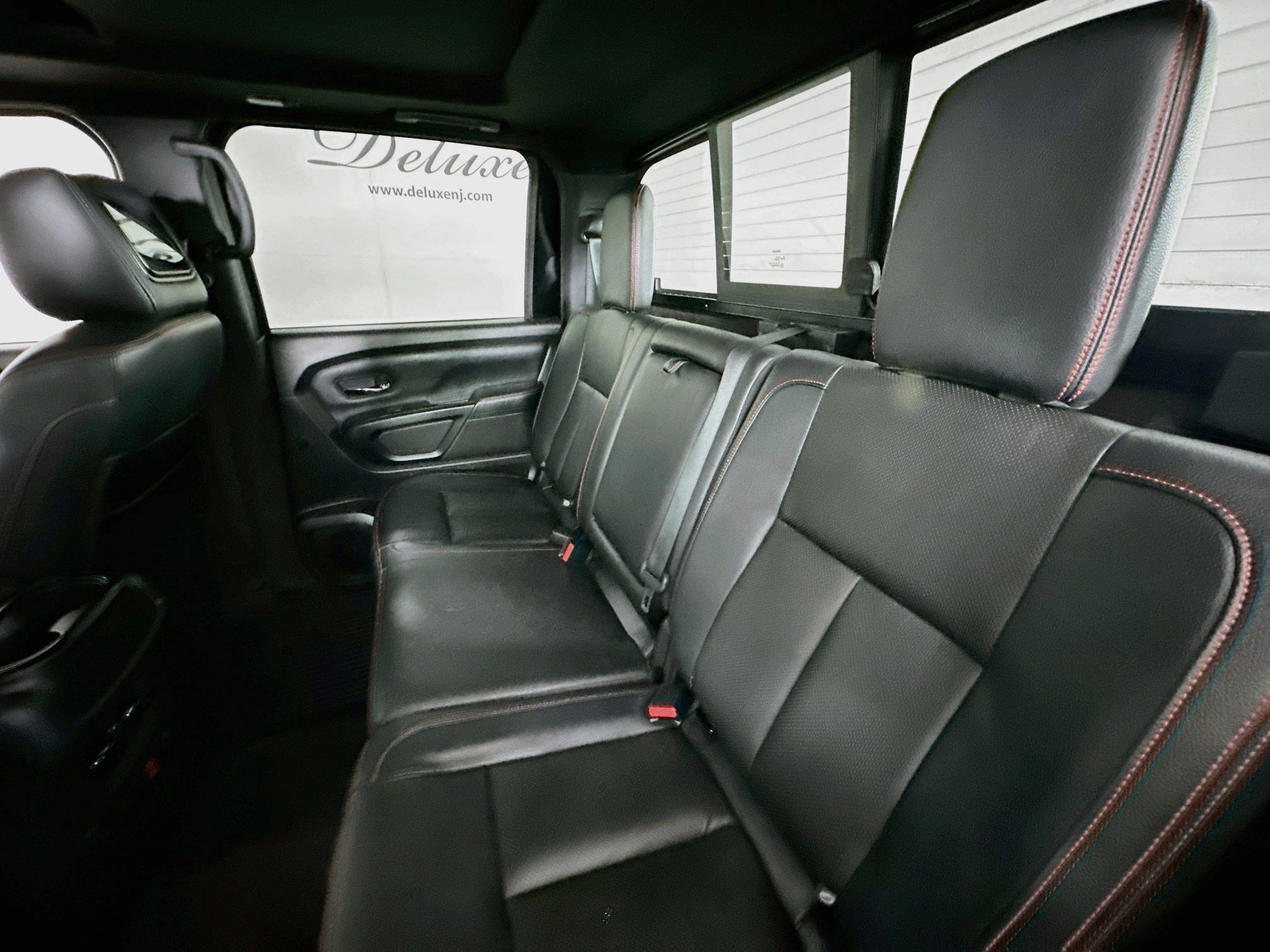 Used 2023 Nissan Titan PRO-4X w/ Pro-4x Convenience Package AWD/4WD image 22