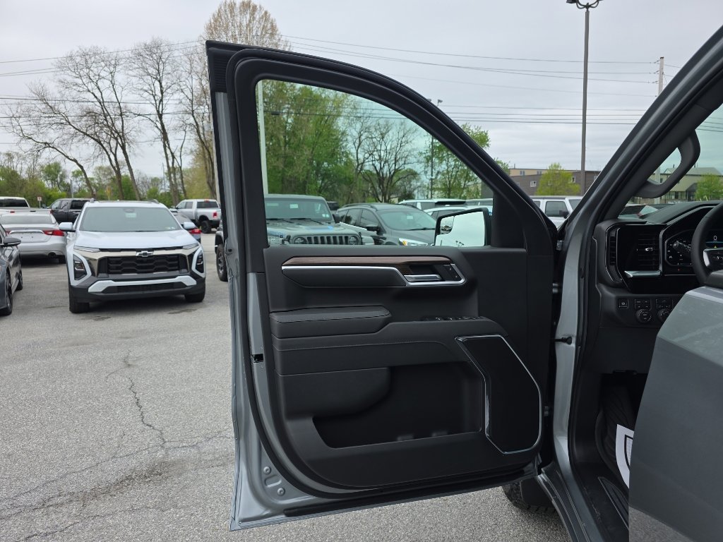 New 2026 Chevrolet Silverado 1500 LT AWD/4WD image 17